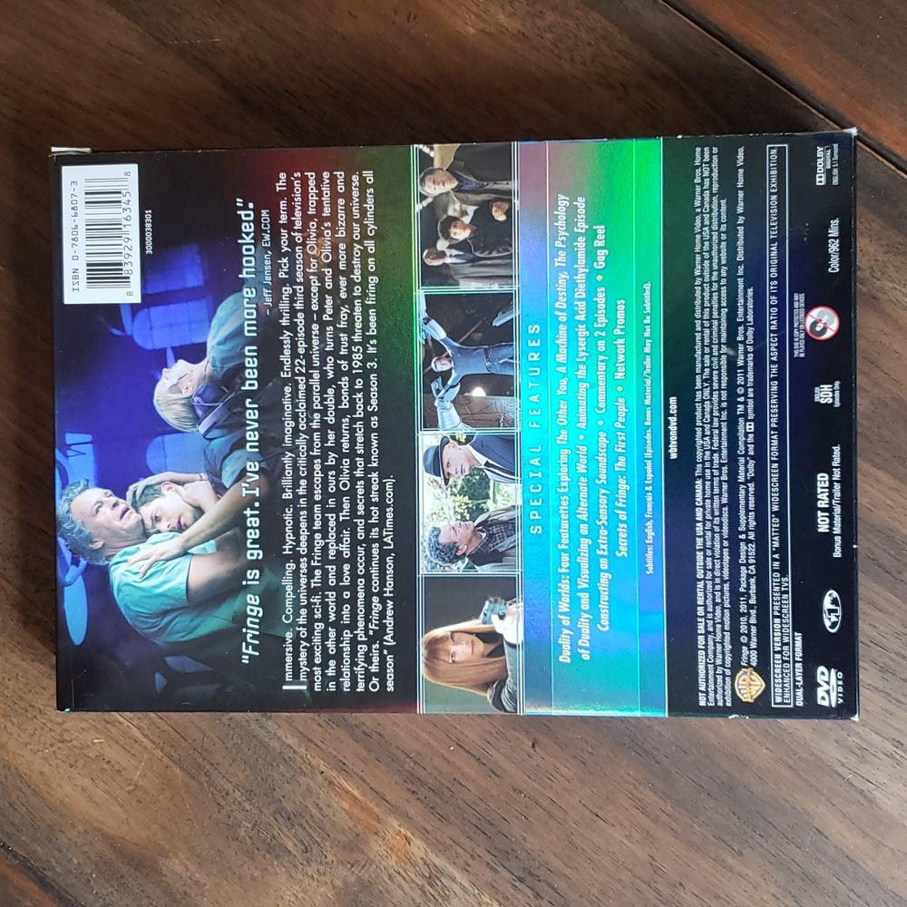 Fringe Season 3 Boxed Set - Picture 3 of 4